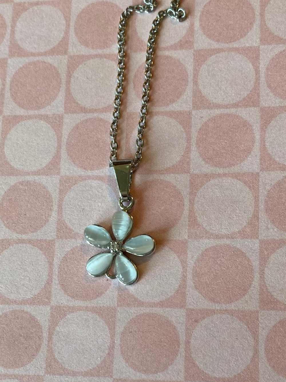 Daisy Pendant